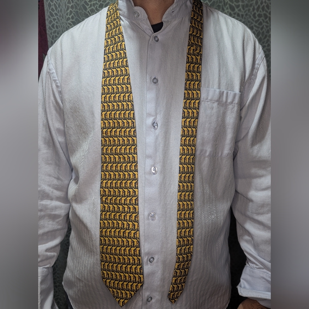 Brooks Brothers Elephant Print Silk Tie Navy & Gold